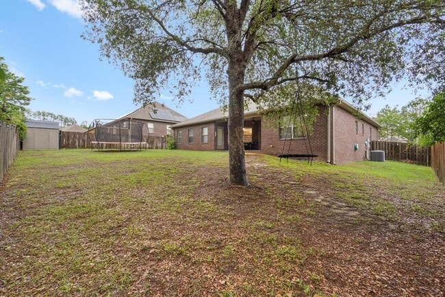 Building Photo - 711 Lime Ln