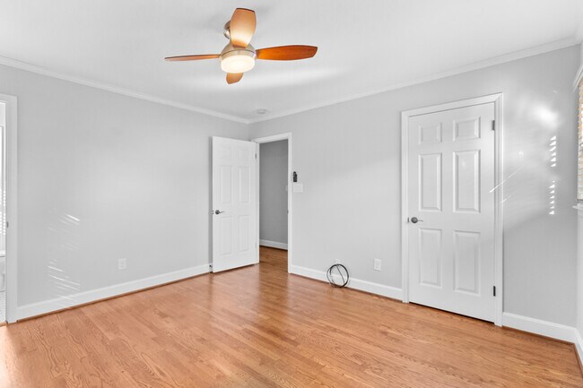 Building Photo - 1532 Starbrook Dr