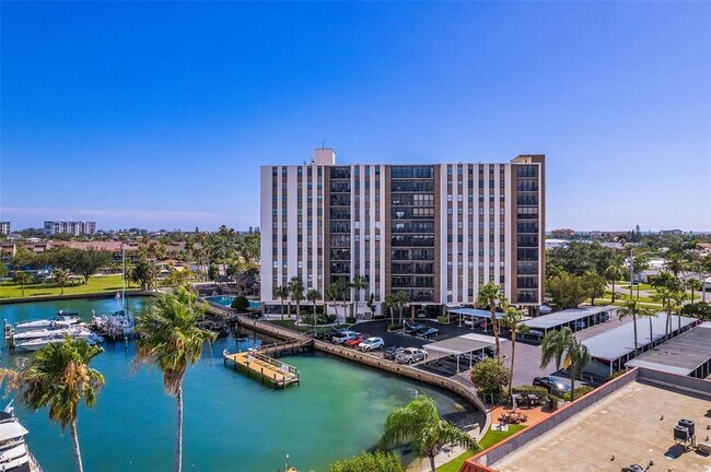 Building Photo - 10355 Paradise Blvd