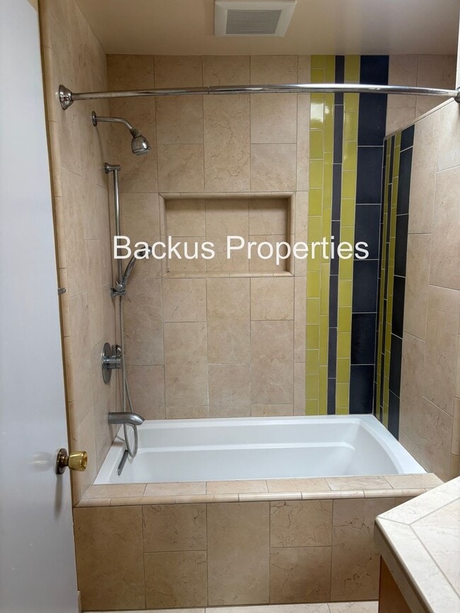 Building Photo - Three bedroom home across from Claremont Manor Park