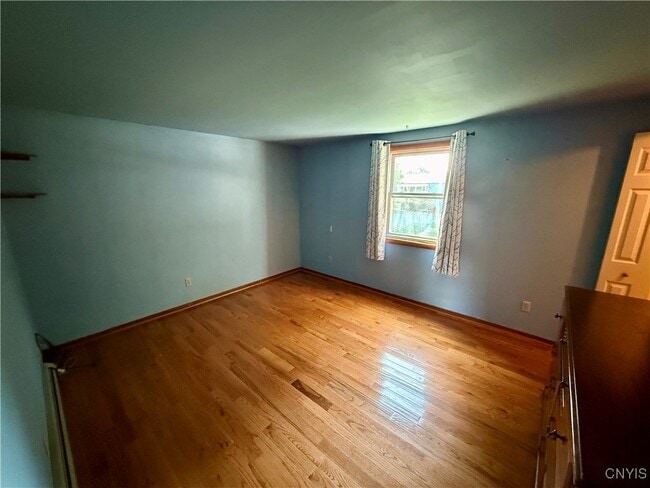 Building Photo - 8339 Zenith Dr