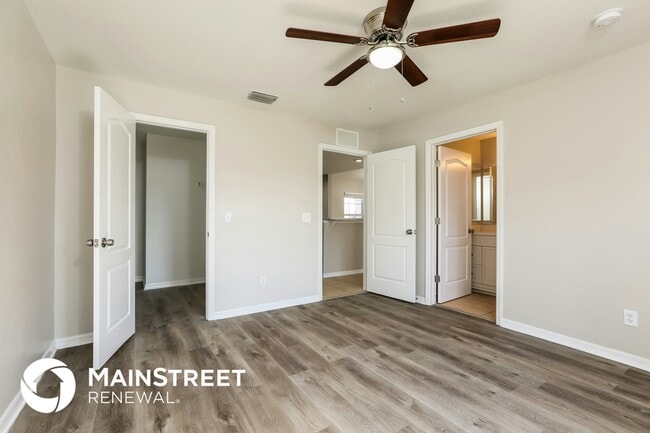 Building Photo - 4029 24th St SW