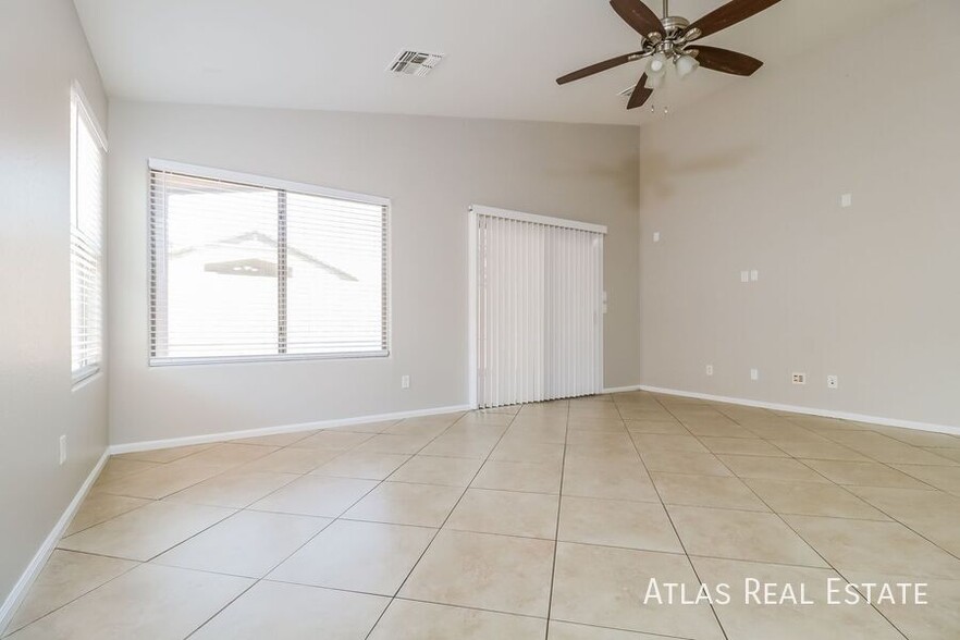 Building Photo - 17628 W Corrine Dr