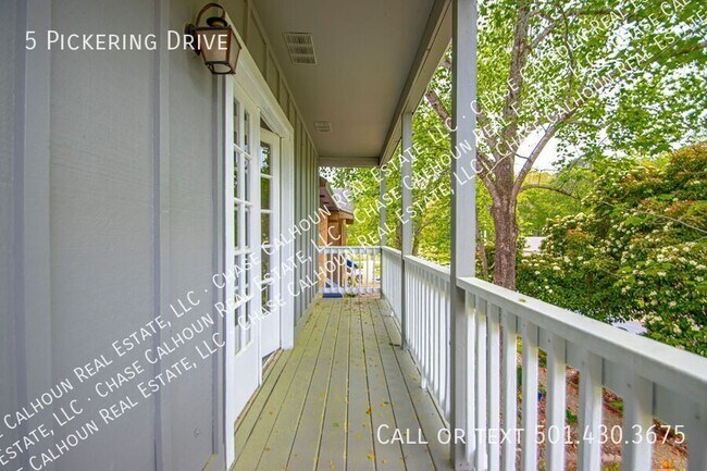 Building Photo - 5 Pickering Dr