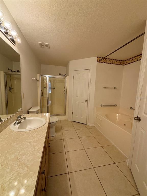 Building Photo - 4 Bud Hollow Dr