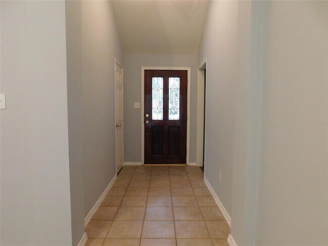 Building Photo - 4211 Creek Hollow Ln