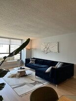 Building Photo - 405 N Wabash Ave