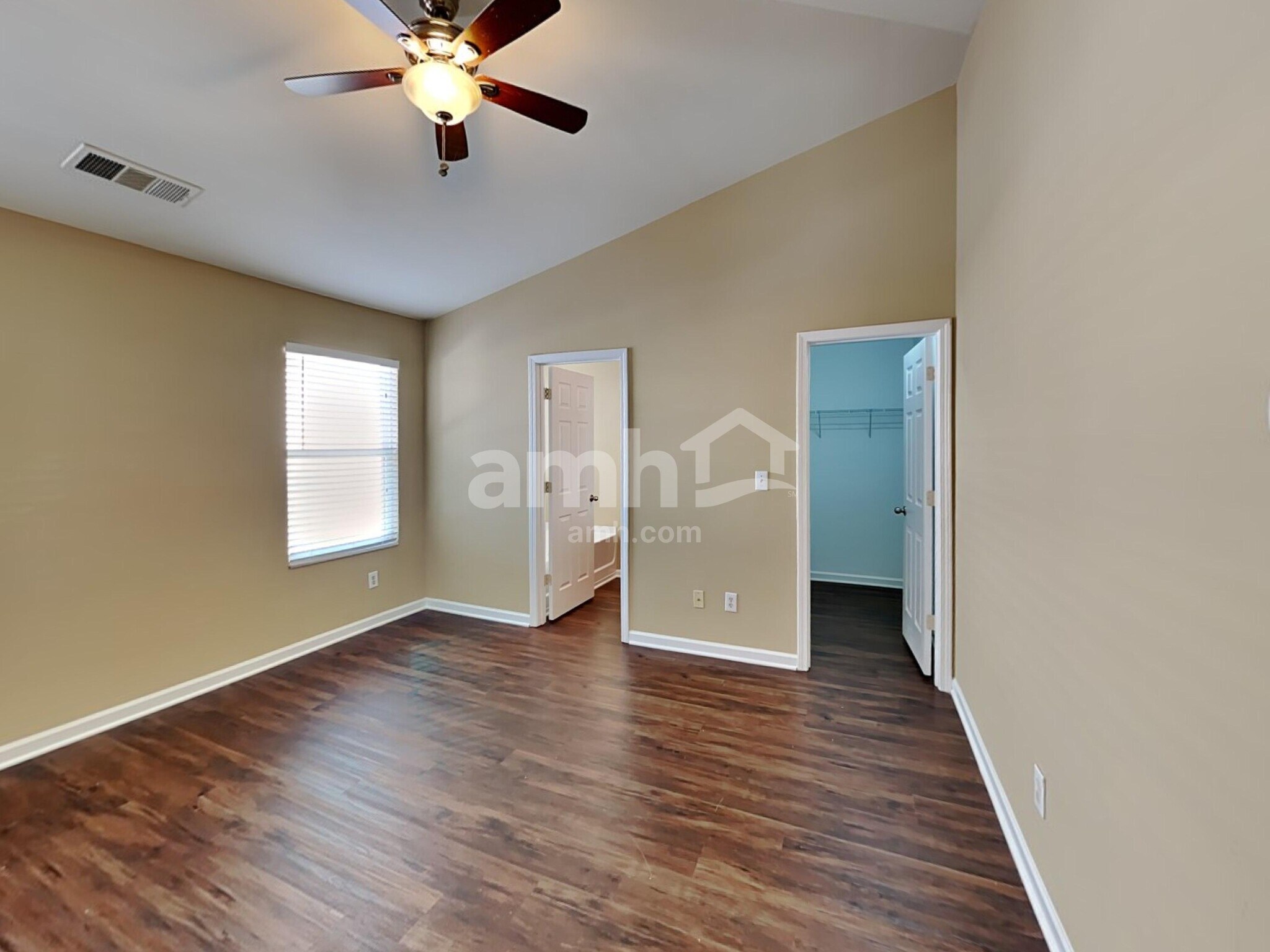 Building Photo - 3939 Cutler Donahoe Way