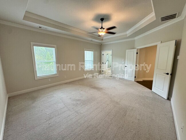 Building Photo - 705 Fieldcrest Park Ln
