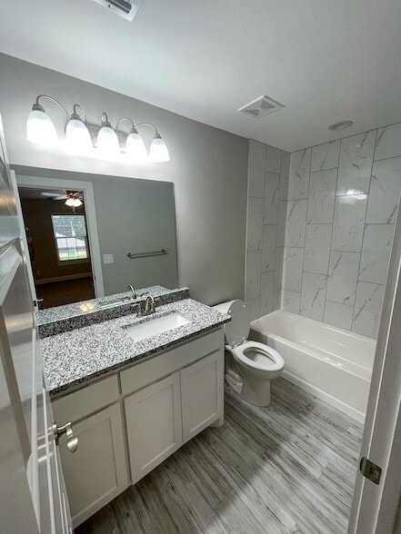 Building Photo - 2622 S Fannin Ave