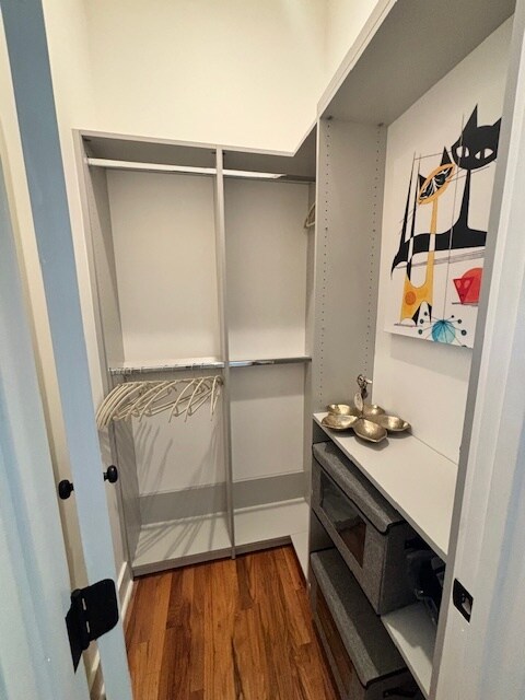 Building Photo - 1369 Bryan Ave