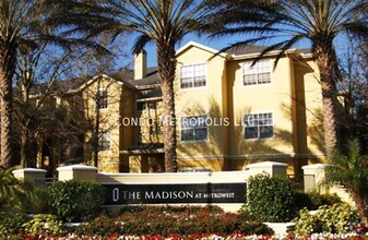 Building Photo - 2652 Robert Trent Jones Dr