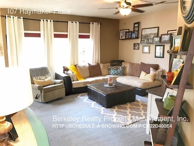 Building Photo - 107 Haymaker Place