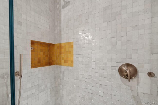 Building Photo - 316 Wall St