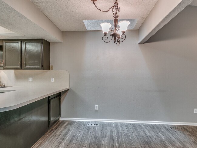 Building Photo - Fair Hill Duplex