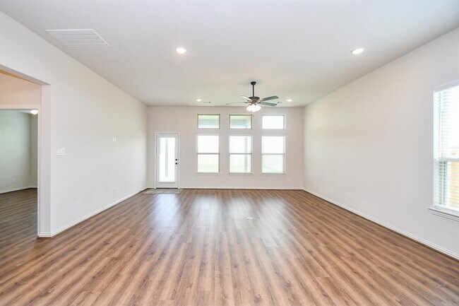 Building Photo - 21338 Nolan Creek View Dr