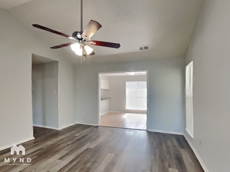 Building Photo - 3355 Carroll Dr