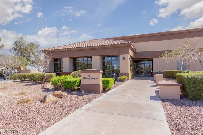 Building Photo - 2432 Palmridge Dr