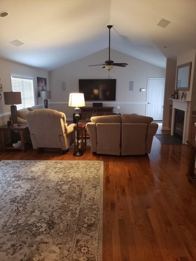 48 Roxbury Dr 48 Roxbury Dr Fishersville VA 22939 Apartment Finder