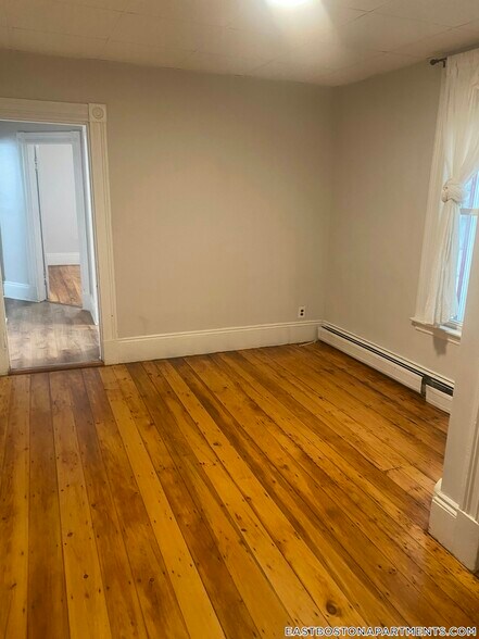 Building Photo - 31 Falcon St