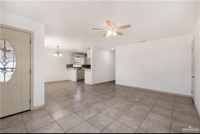 Building Photo - 2804 Gumwood Ave W