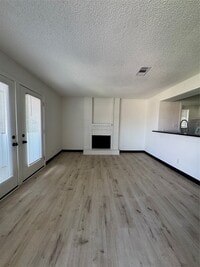 Building Photo - 1319 Brenda Ln