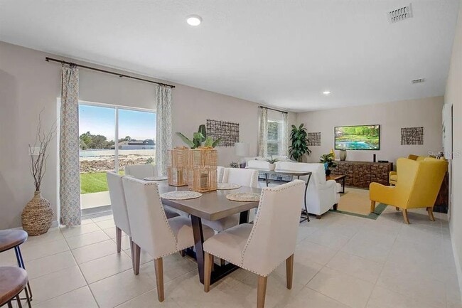 Building Photo - 2005 Aster Way