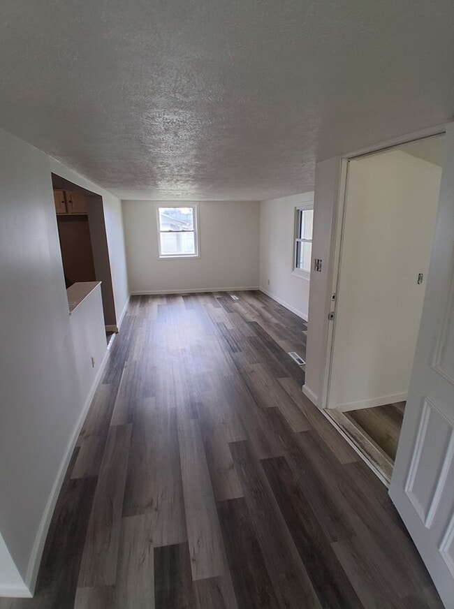 Building Photo - 227 W 3rd St