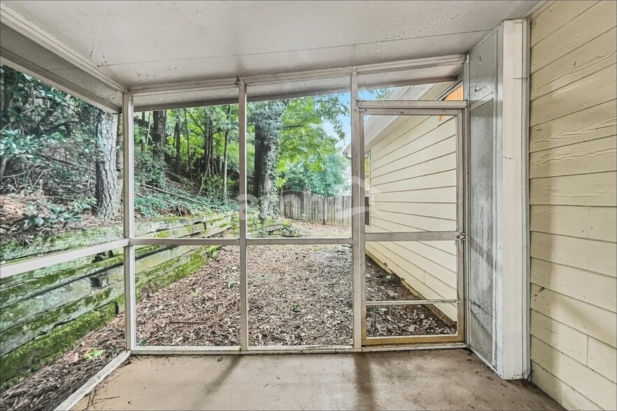 Building Photo - 2259 Howell Farms Pt NW