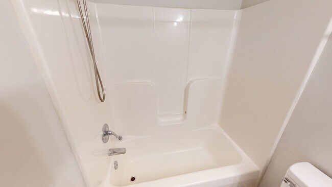 Building Photo - Updated 4 Bedroom w/ Privacy Fence in Jack Britt School District!