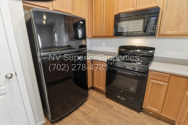 Building Photo - Henderson!!! Community: Cadence!! Brand New Carpet!! 4 Bedrooms!!! Bed & Full bath downstairs!! L...