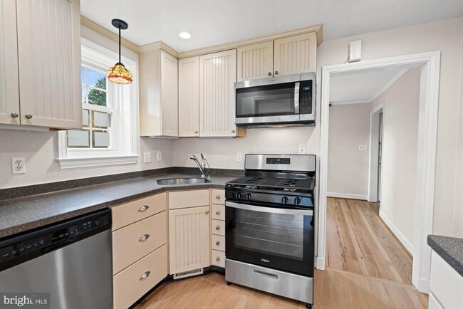 Building Photo - 5321 Allandale Rd