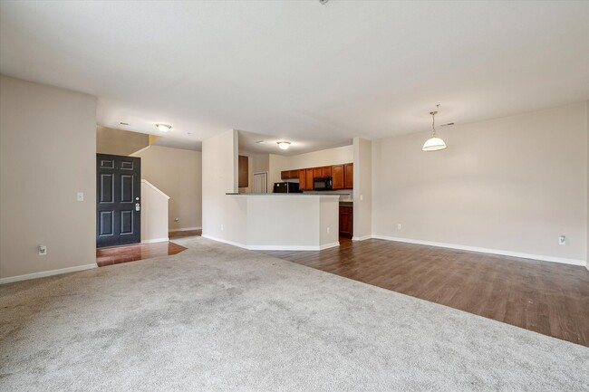 Building Photo - 29043 Cullen Dr