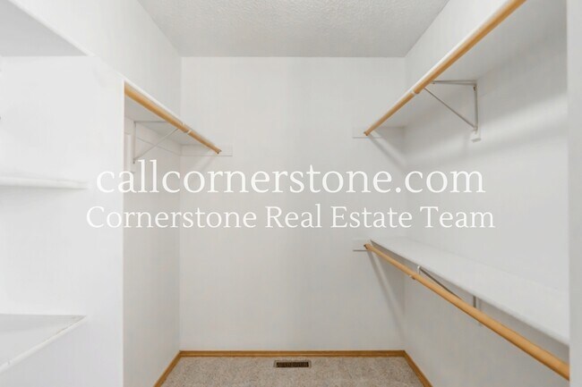 Building Photo - 5312 Luster Dr