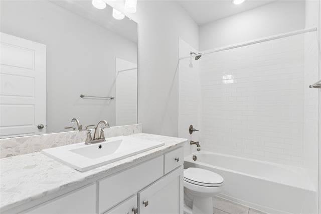 Building Photo - 4701 Piedras Lanzar Dr