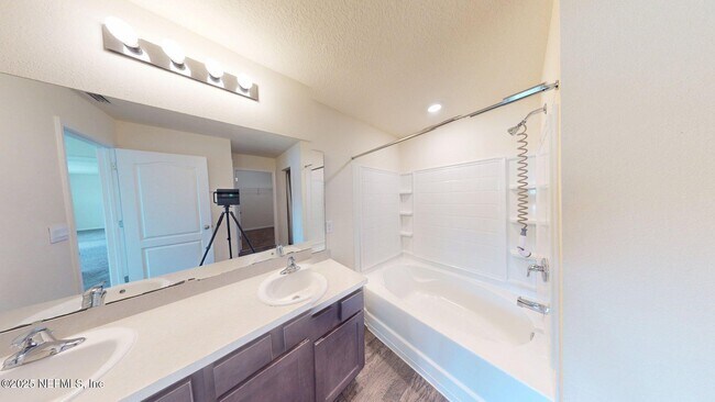 Building Photo - 15567 Palfrey Chase Dr