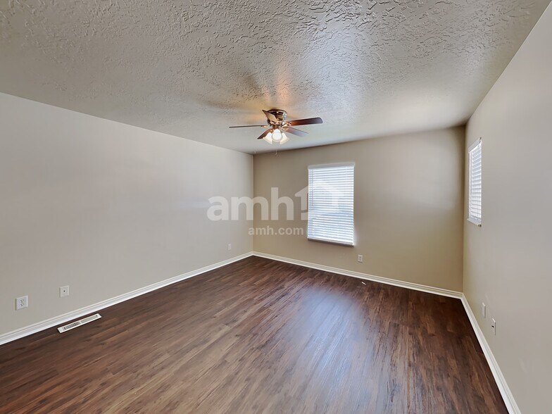 Building Photo - 2254 Orchard Way