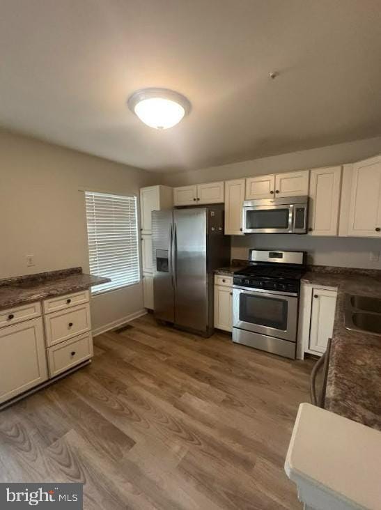 Building Photo - 225 Foxmanor Ln