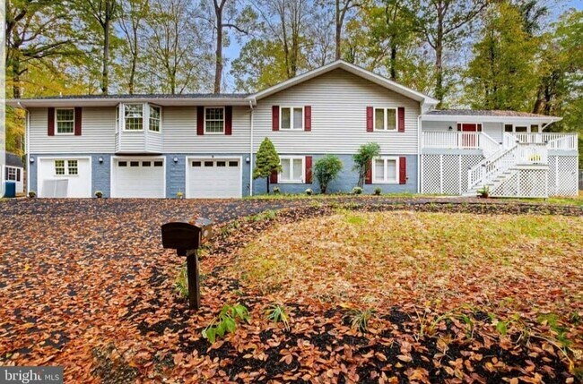 Primary Photo - 3120 Creedon Dr