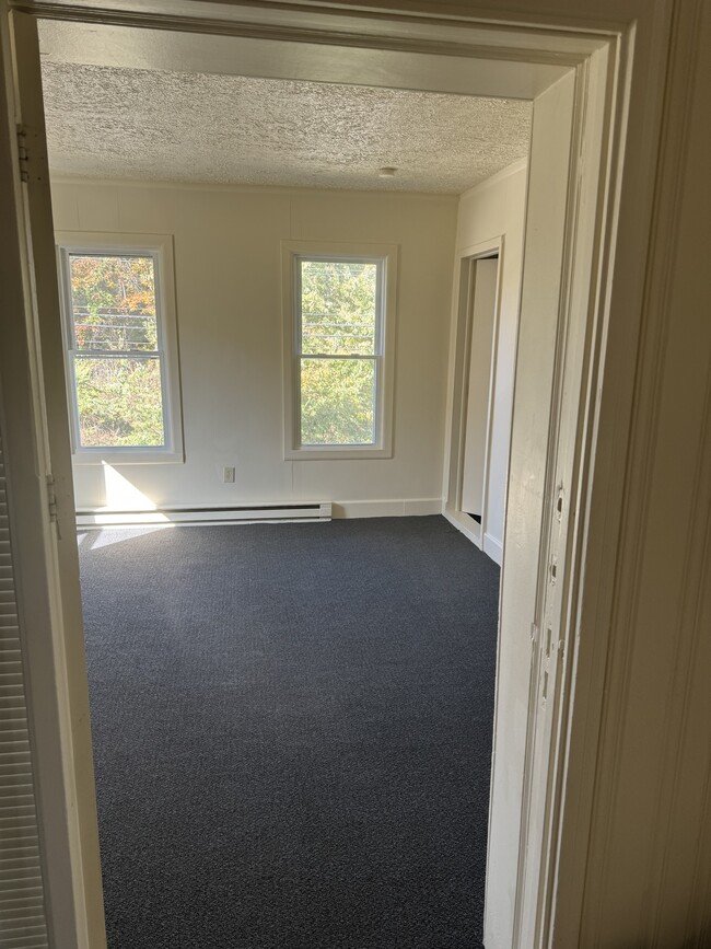 Front master bedroom - 196 S Main St