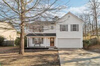 Building Photo - NEWLY REMOLDED HOME IN CHAPIN'S EAGLE POINT