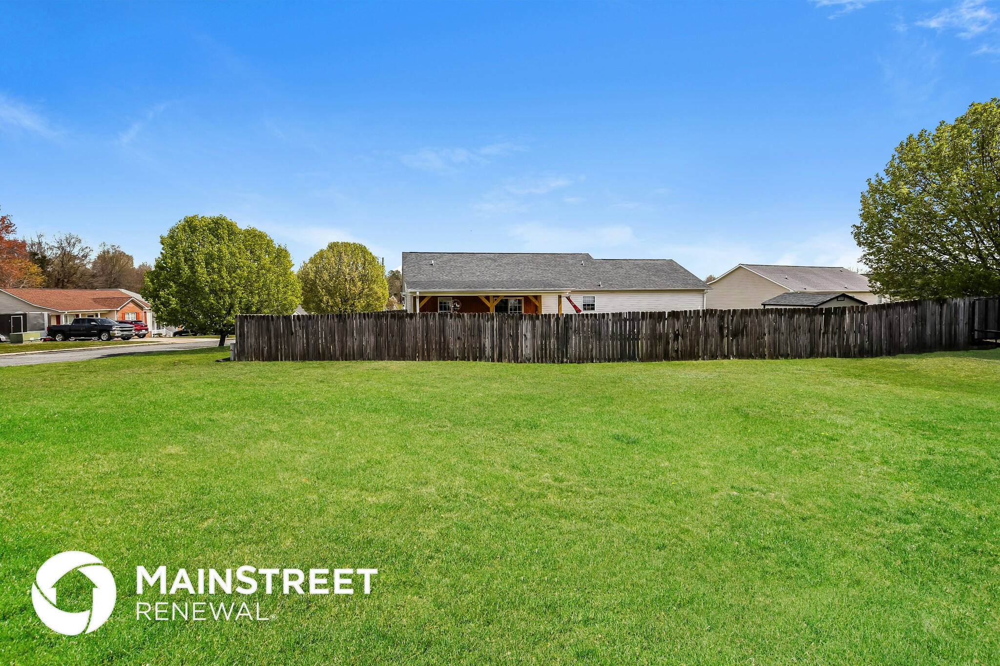 Building Photo - 2 Big Buck Ct