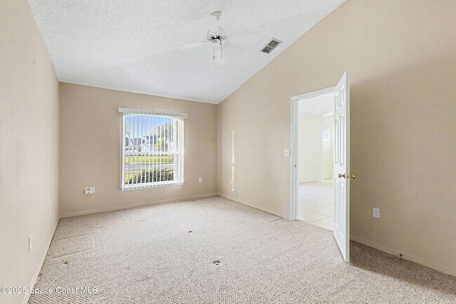 Building Photo - 2441 Wolf Creek Dr