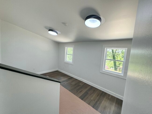 Building Photo - 22 Hemlock Trail