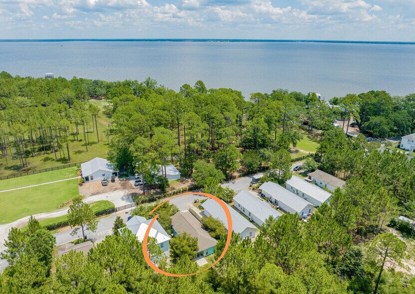 Building Photo - 1657 Indian Woman Rd