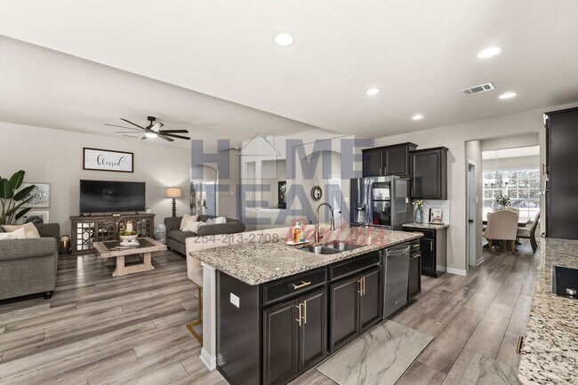 Building Photo - 7807 Zircon Dr