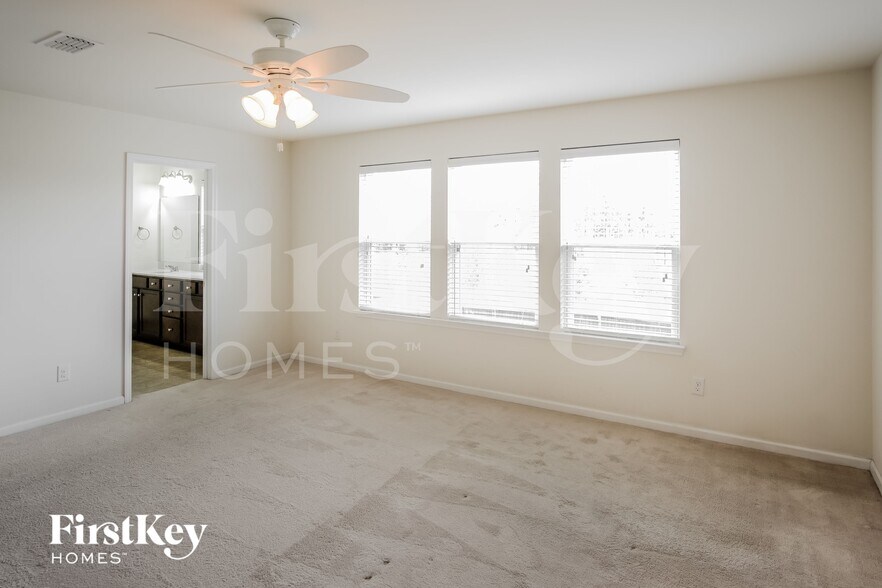 Building Photo - 318 Beachgrass Ln