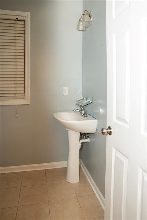 Building Photo - 2581 Southhaven Ln