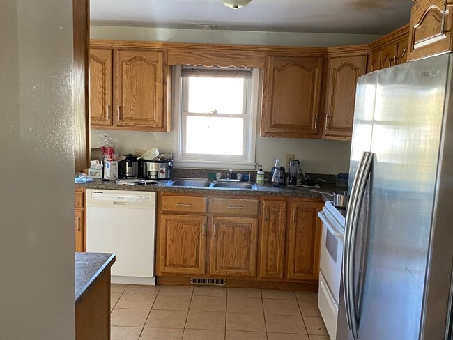 Building Photo - 1709 Atwater Ave