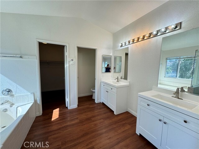 Building Photo - 16318 Star Crest Dr